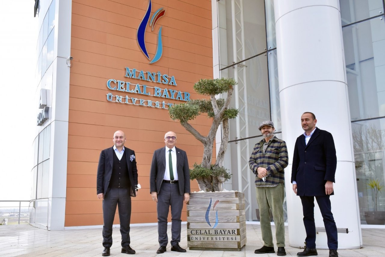 Akhisarlılar İlçeye Ziraat Fakültesi İstiyor