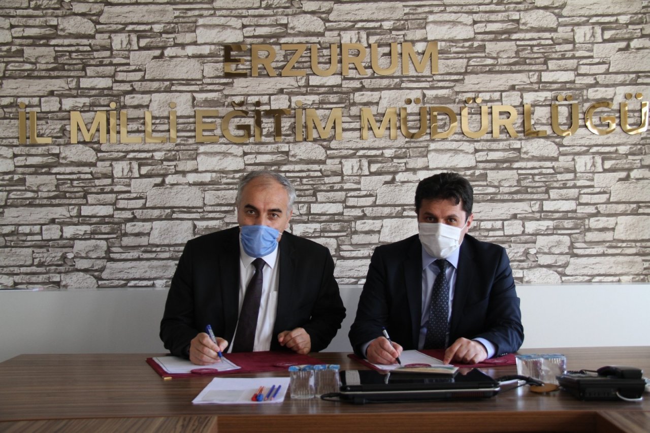 Erzurum’da “minik Eller Toprakla Buluşuyor”