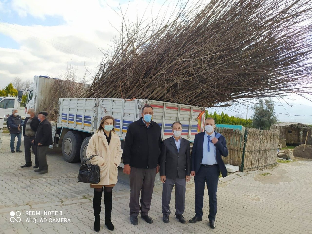 Burhaniye’de Kadın Çiftçiler Organik Arıcılık Yapacak