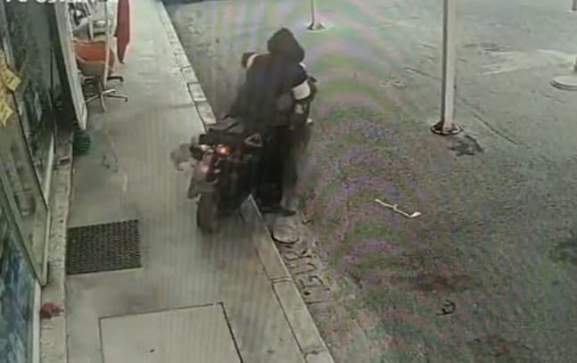 İ̇zmir’i Canından Bezdiren Azılı Hırsız Tutuklandı
