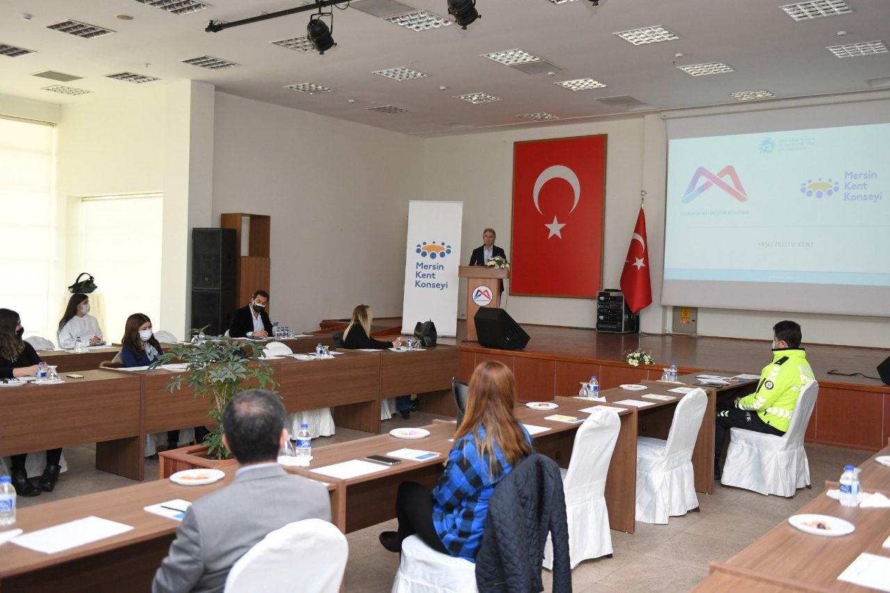 Mersin’de ‘yaşlı Dostu Kent Çalıştayı’ Yapıldı