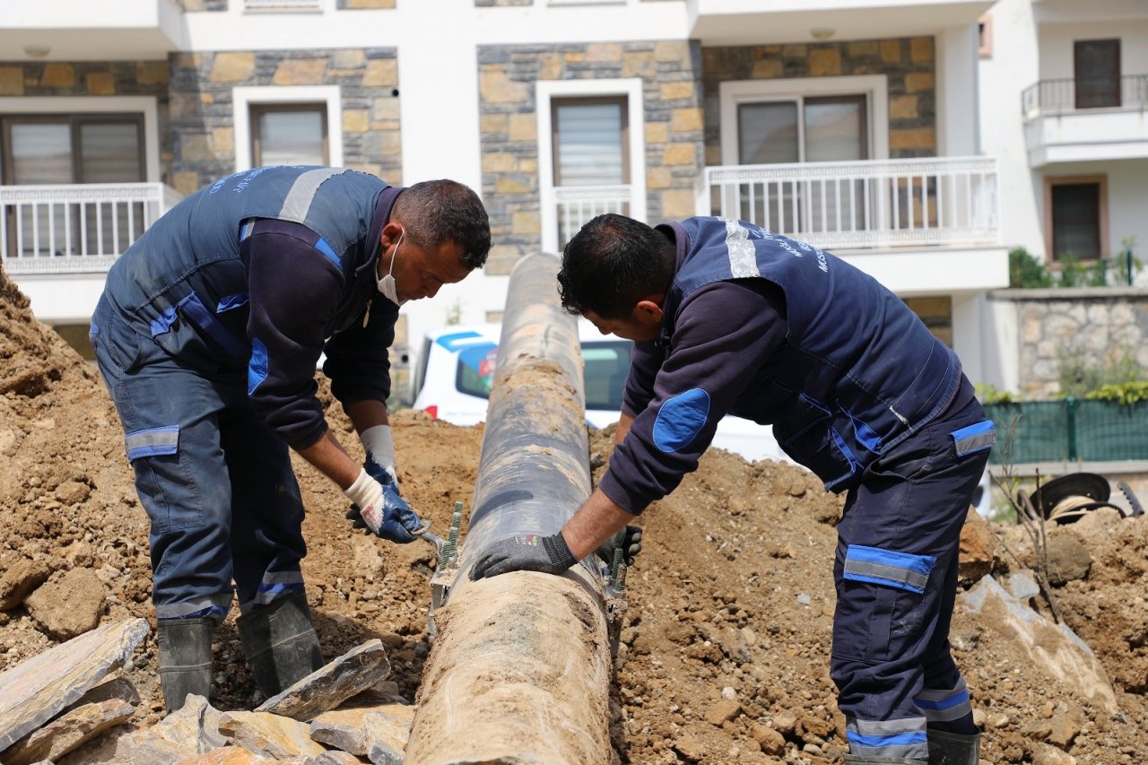 Datça Yeni Çeşme’de İ̇çme Suyu Hatları Yenilendi