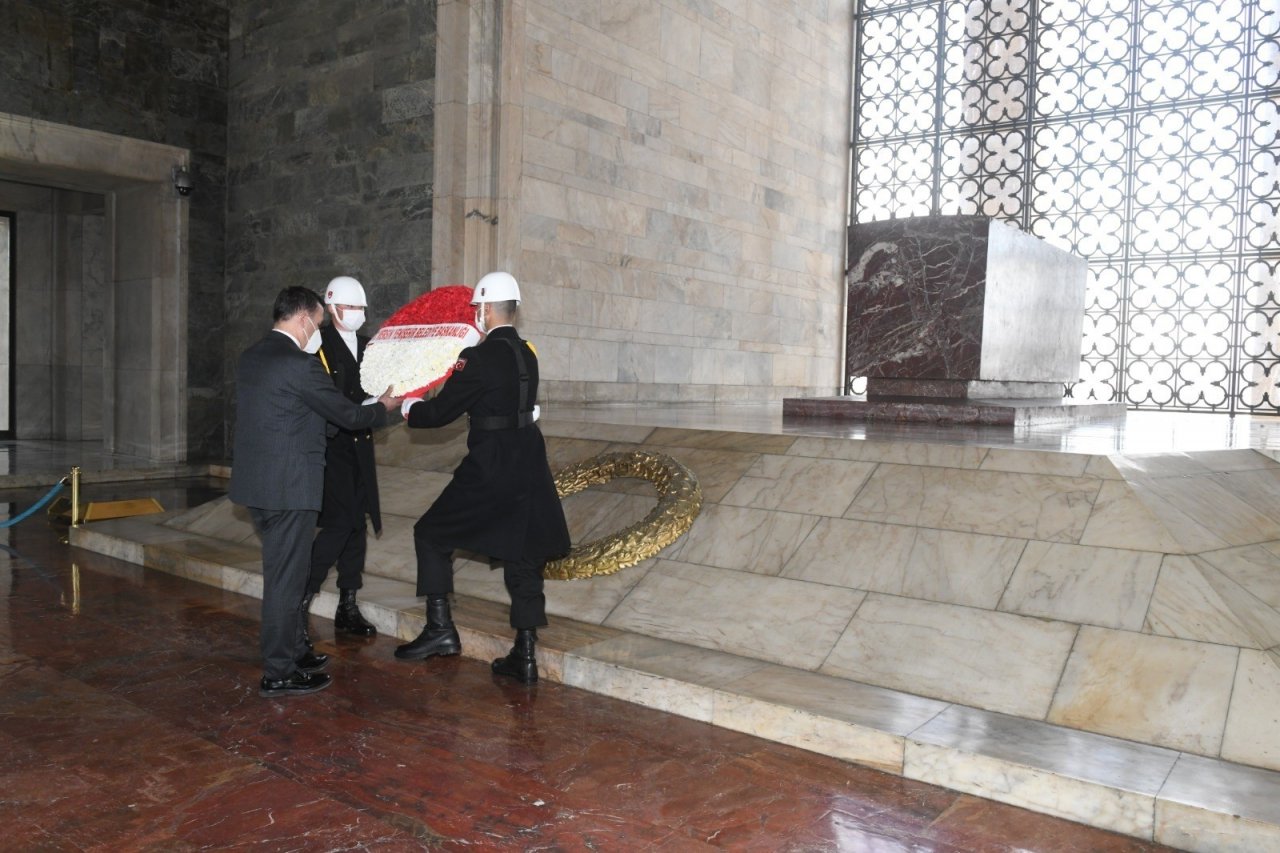 Başkan Özyiğit Ve Muhtarlar, Anıtkabir’de Ata’nın Huzuruna Çıktı