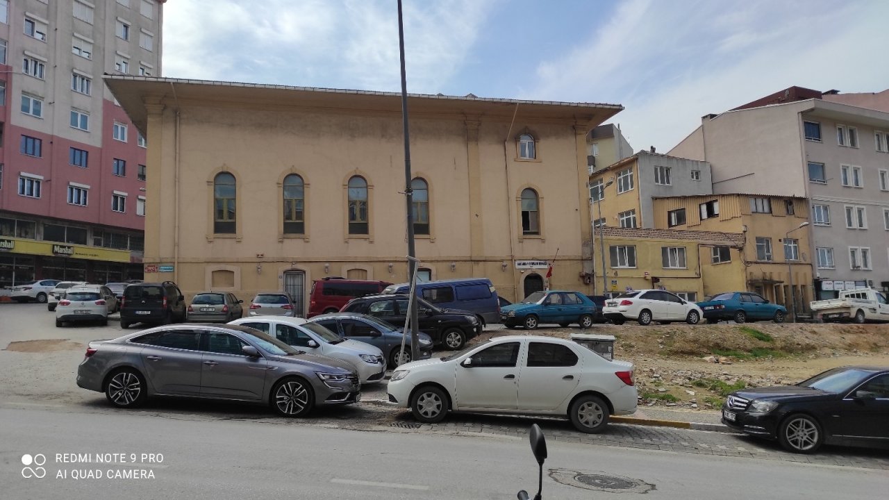 Üç Asırlık Caminin Minaresi Çimento Kullanılmadan Onarılıyor