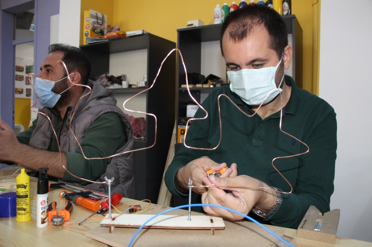 Bingöl’de Atölyeler Kuruldu, Öğrencilere Ders Verecek Öğretmenler Eğitime Alındı