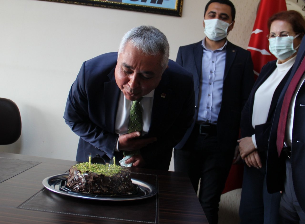 Başkan Çankır’a Doğum Günü Sürprizi