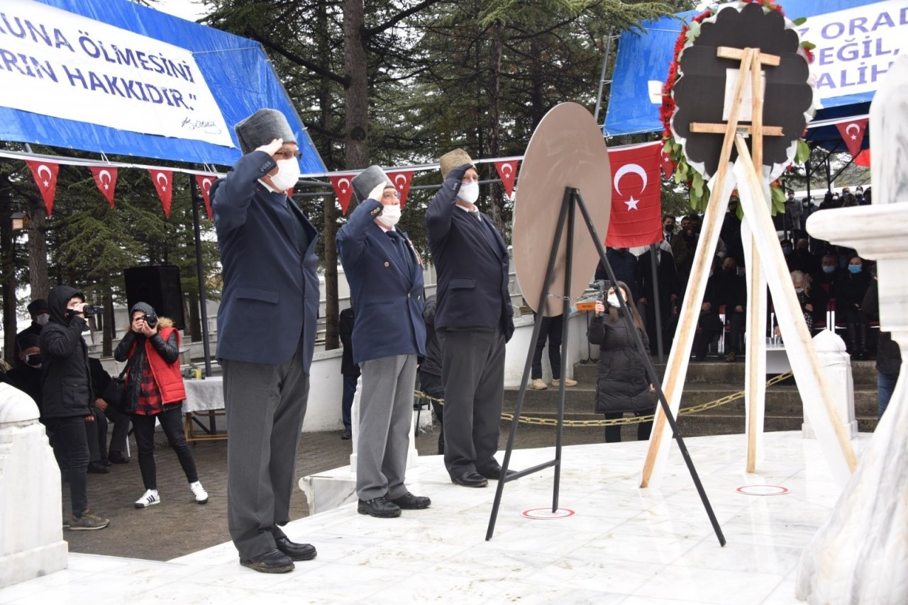 İ̇kinci İ̇nönü Zaferinin 100’üncü Yılında Metristepe Anıtında Şehitler Anıldı