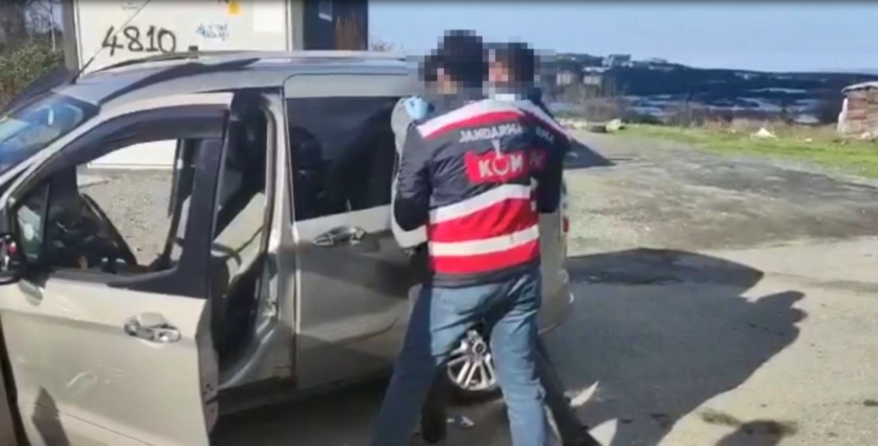 İ̇stanbul’da Jandarmadan Uyuşturucu Tacirlerine Büyük Darbe