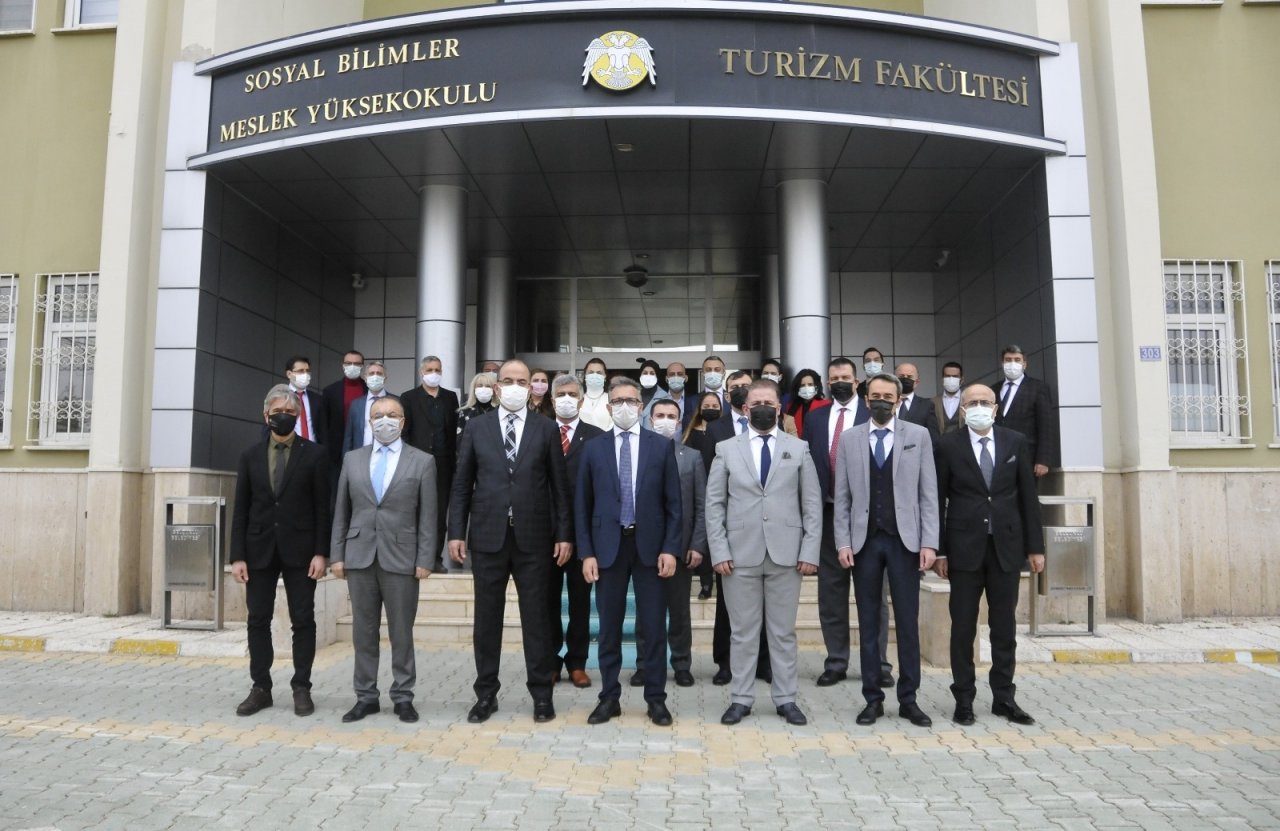 Rektör Aksoy: “başarıyı İleri Noktaya Taşımak İstiyoruz”