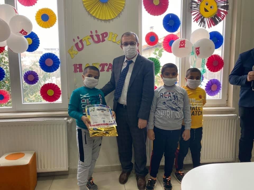 Pandemide Kitap Okudular, Ödülleri Kaptılar