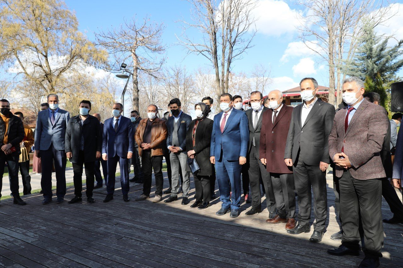 Battalgazi Belediyesi’nden Kitapseverlere Anlamlı Hediye