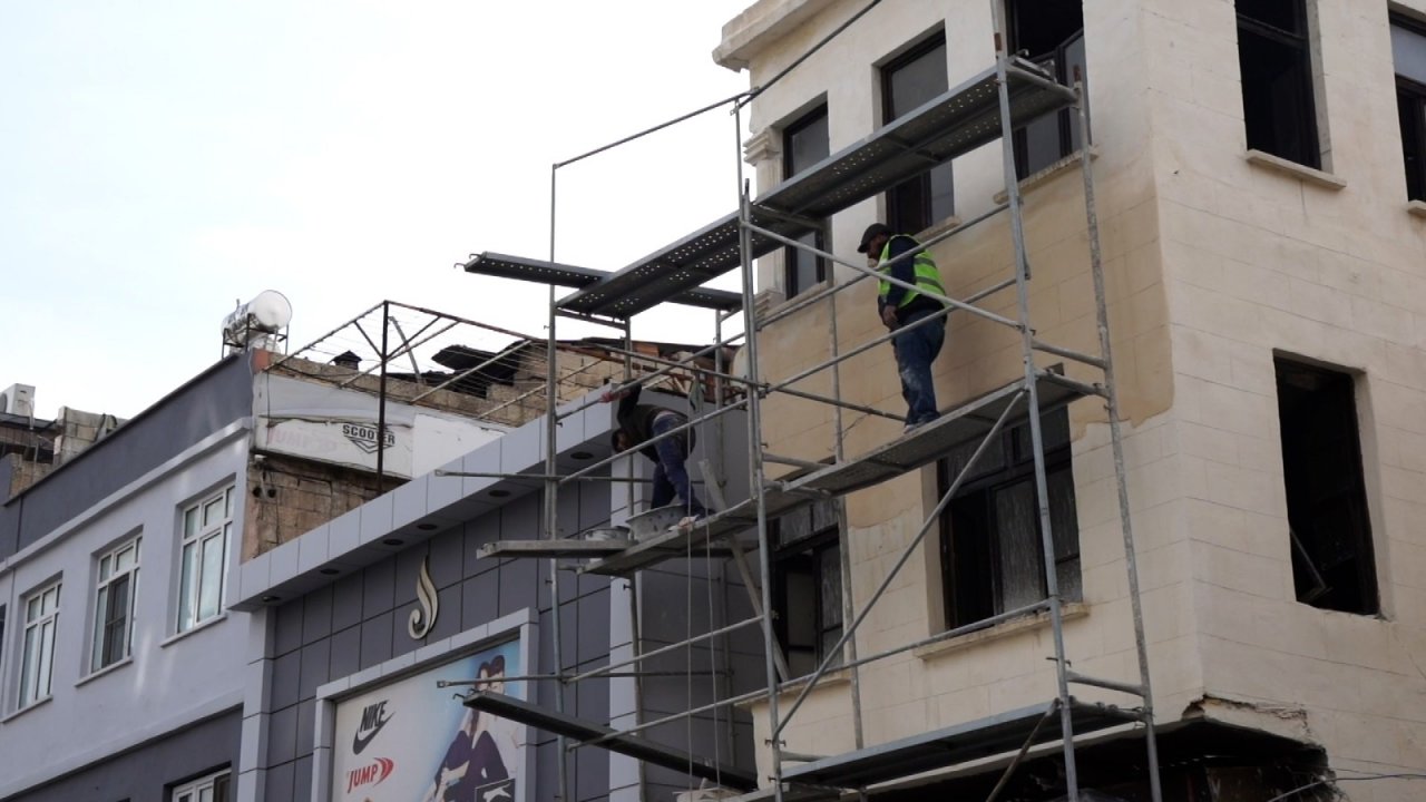 İ̇nönü Caddesindeki Altyapı-üstyapı Çalışmalarına Tam Not
