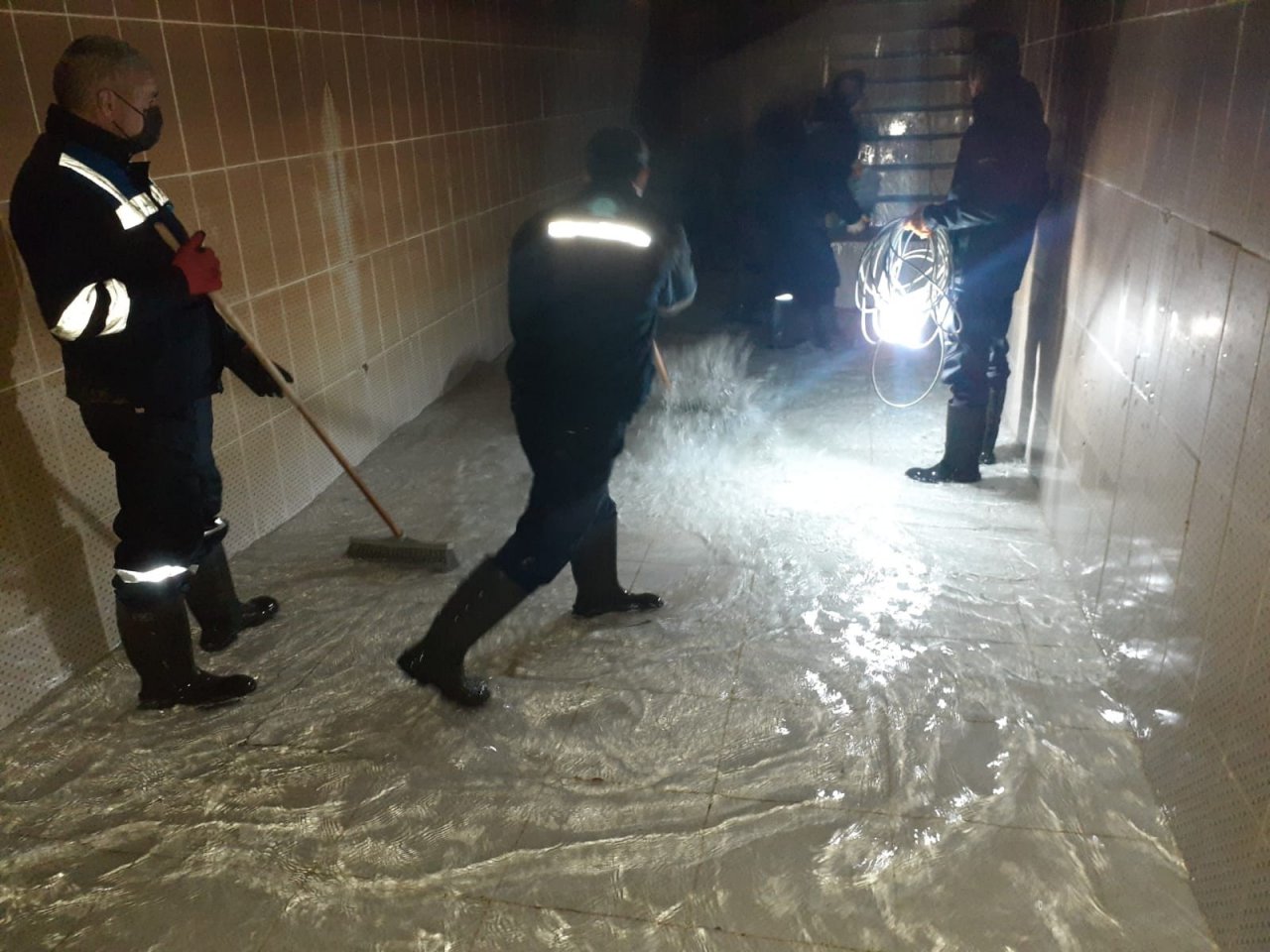 Hakkari’de İçme Suyu Depoları Yıkandı