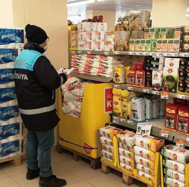 Hisarcık’ta Marketlerde Fiyat Kontrolü