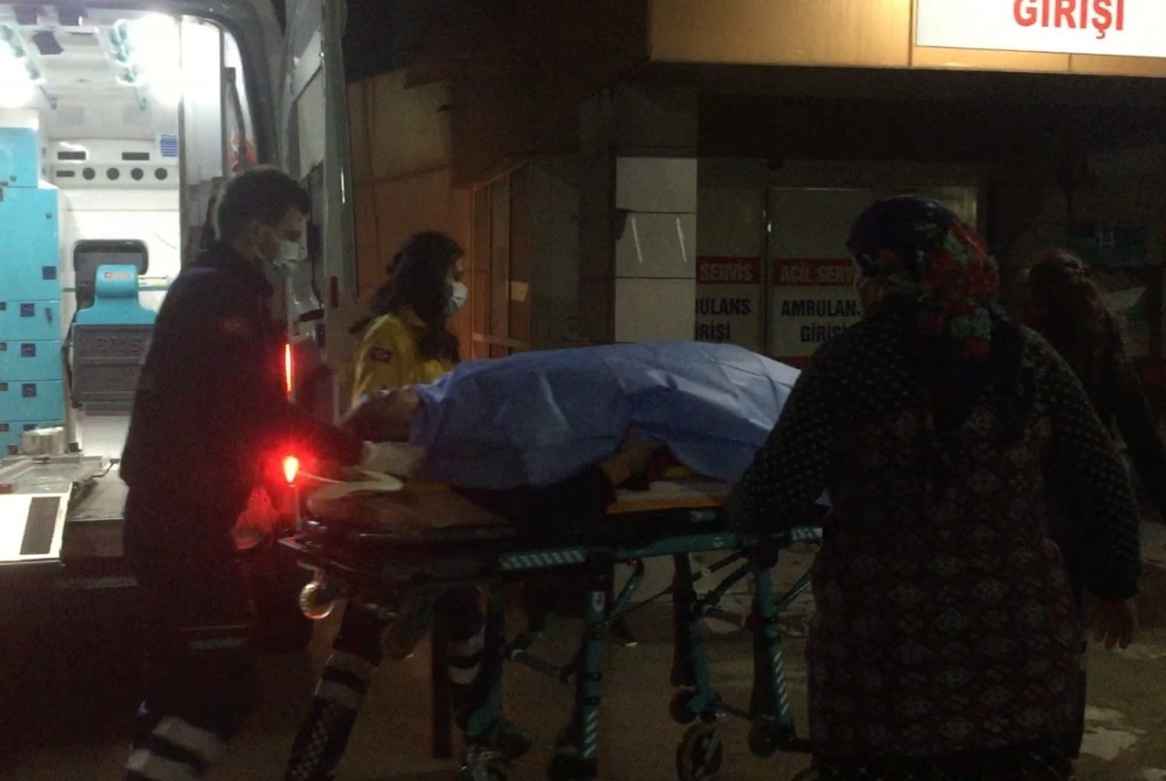 Yaşlı Kadın 3 Metreden Düştü Burnu Bile Kanamadı