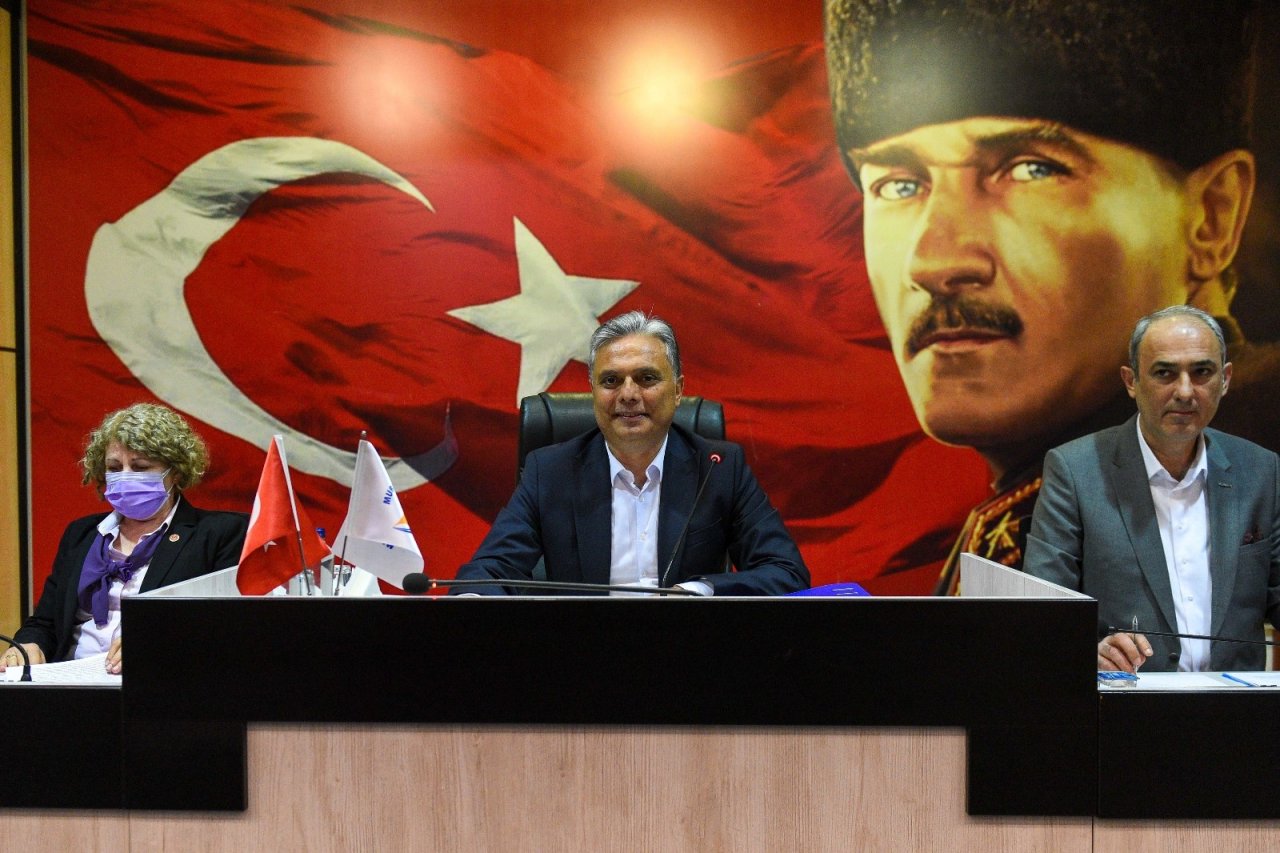 Muratpaşa’nın Faaliyet Raporu Oybirliğiyle Kabul Edildi