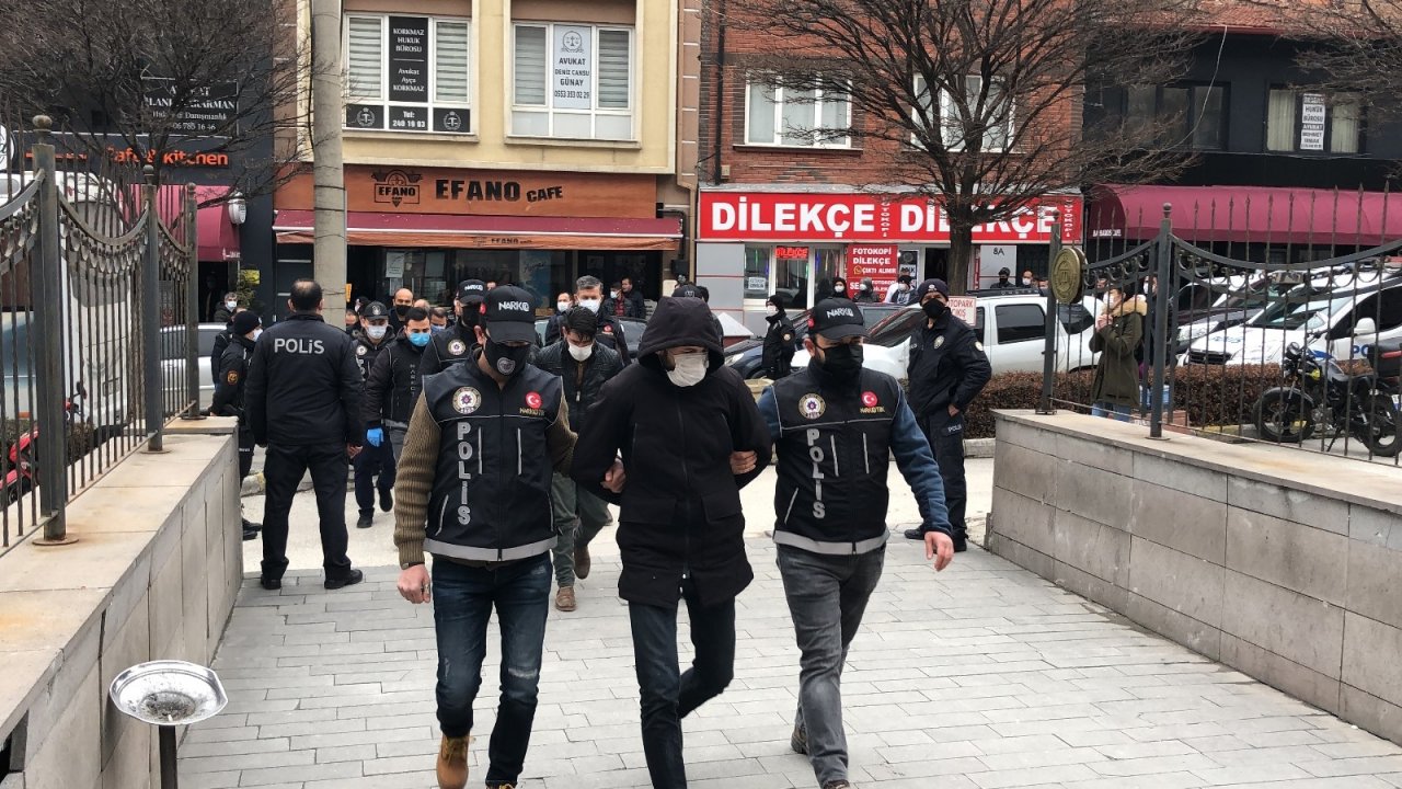 Eskişehir Merkezli 4 İlde Uyuşturucu Operasyonu