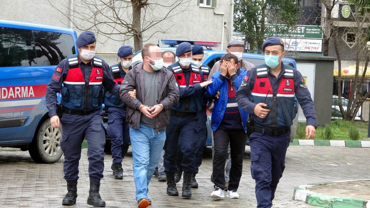 Samsun’da Sahte Gürcistan Ehliyeti Operasyonu: 4 Gözaltı