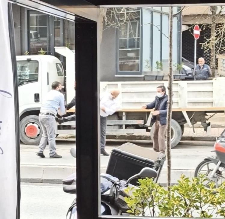 İ̇stanbul’da Beyzbol Sopasıyla Dehşeti Yaşatan Taksici Serbest Bırakıldı