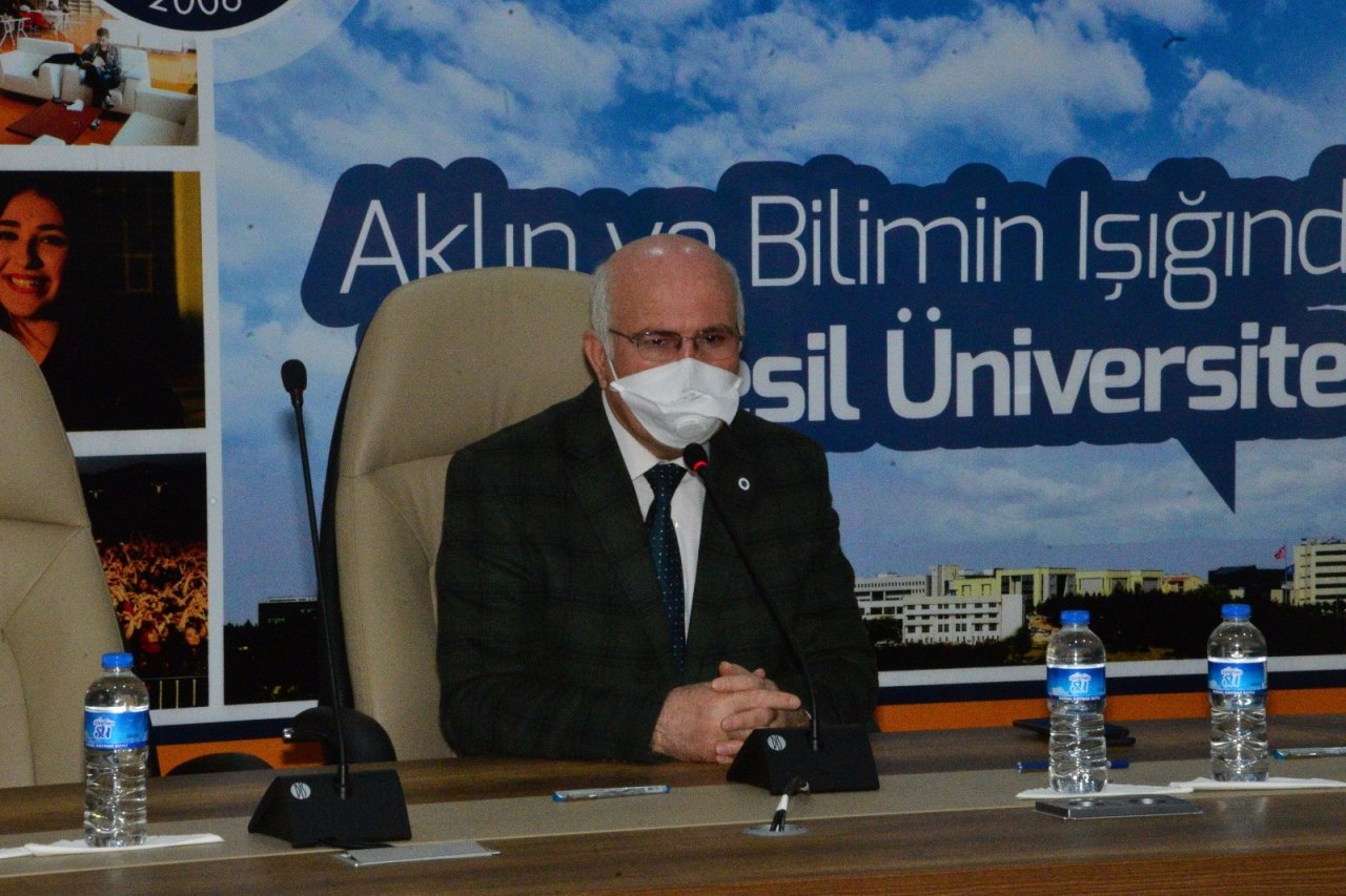 Uşak Üniversitesi ’bölgesel Kalkınma Ve Girişimciliğin’ Merkezi Oluyor