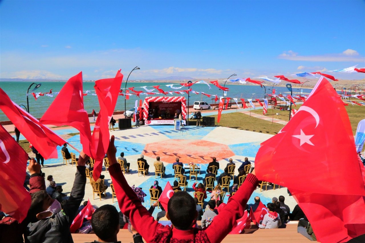Tuşba’da ‘kurtuluş Günü’ Coşkusu