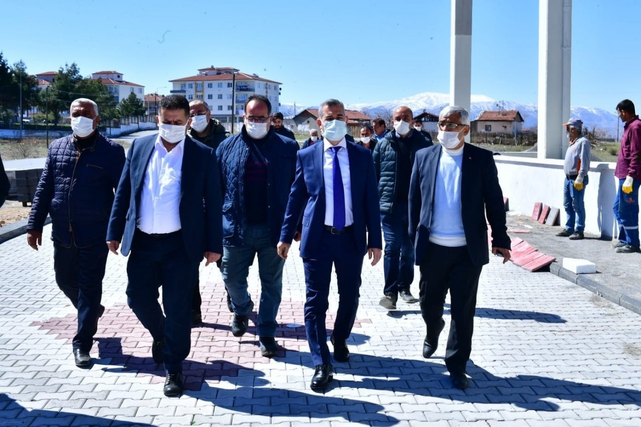 "yeşiltepe Semt Pazarı Ve Yeşil Gıda Market" Projesinde Çalışmalar Sürüyor