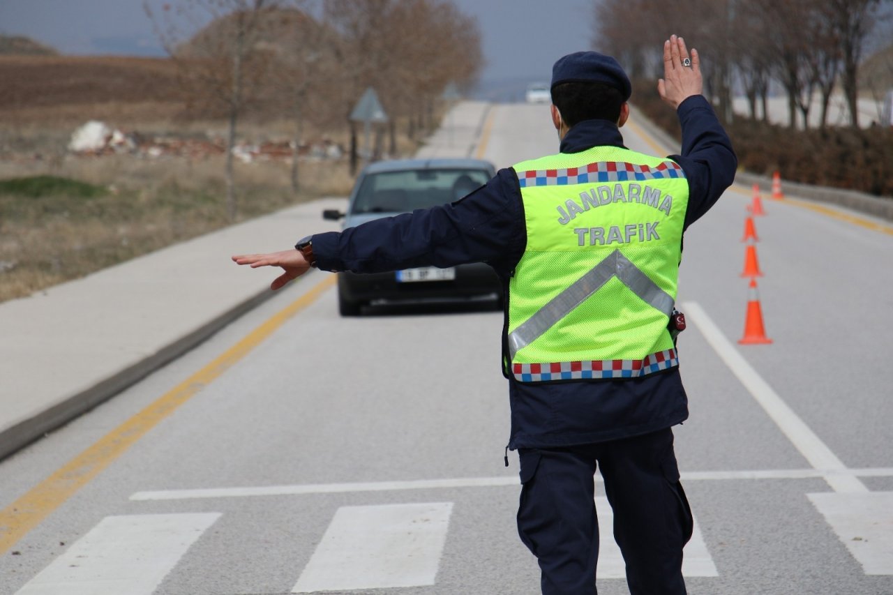 Çok Yüksek Riskli Ankara’da Kısıtlamalı Hafta Sonu