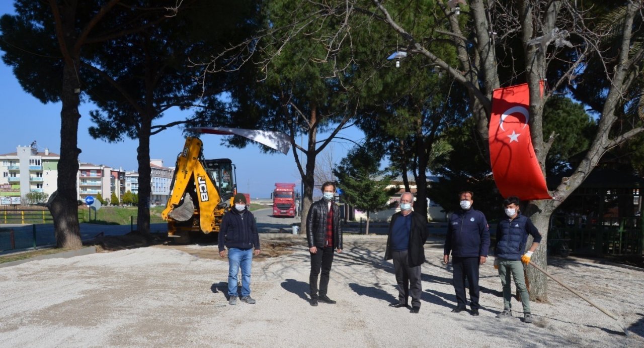 Gömeç Belediyesi Bünyesindeki Park Kafe Sezona Hazırlanıyor