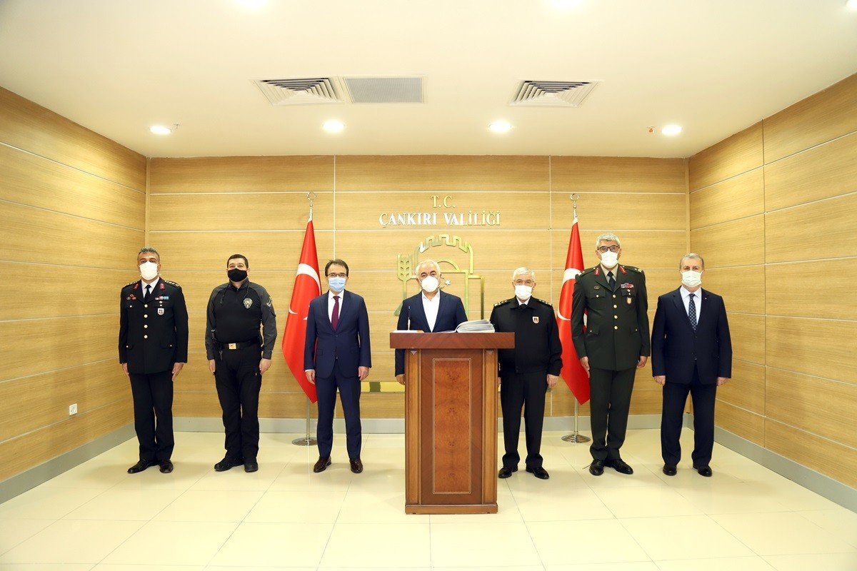 İ̇çişleri Bakan Yardımcısı Ersoy Ve Orgeneral Çetin, Vali Ayaz’ı Ziyaret Etti
