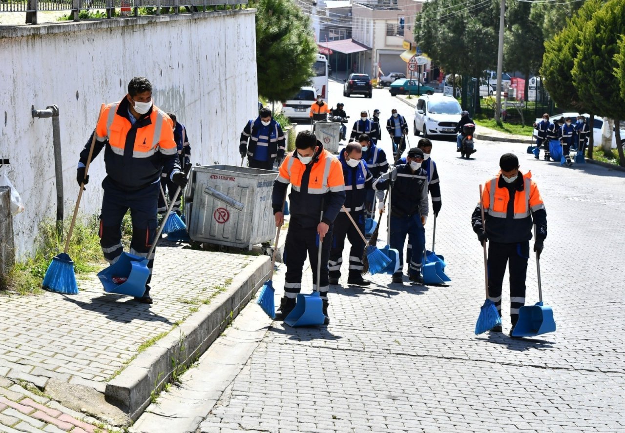Büyükşehirden Kısıtlamada Temizlik Harekâtı