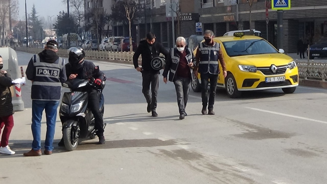 Ticareti Taksi Yolculuğu Polis Noktasında Son Buldu