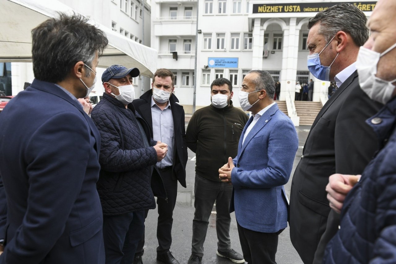 Esenyurt Belediyesi Ekipleri Oy Kullanan Bulgar Göçmenleri İçin Görev Başında