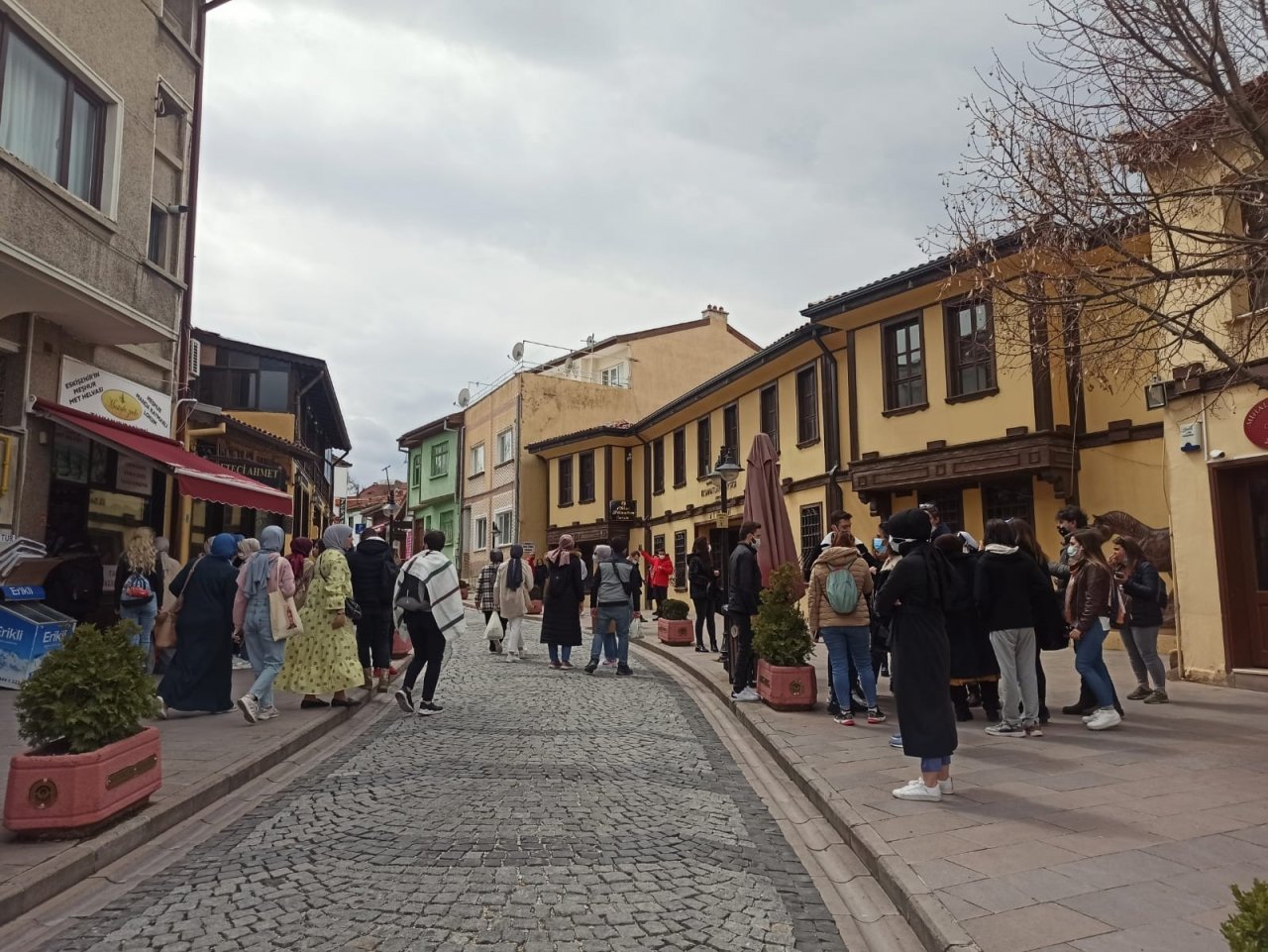 Boş Kalan Tarihi Bölgeler Turistlerle Doldu