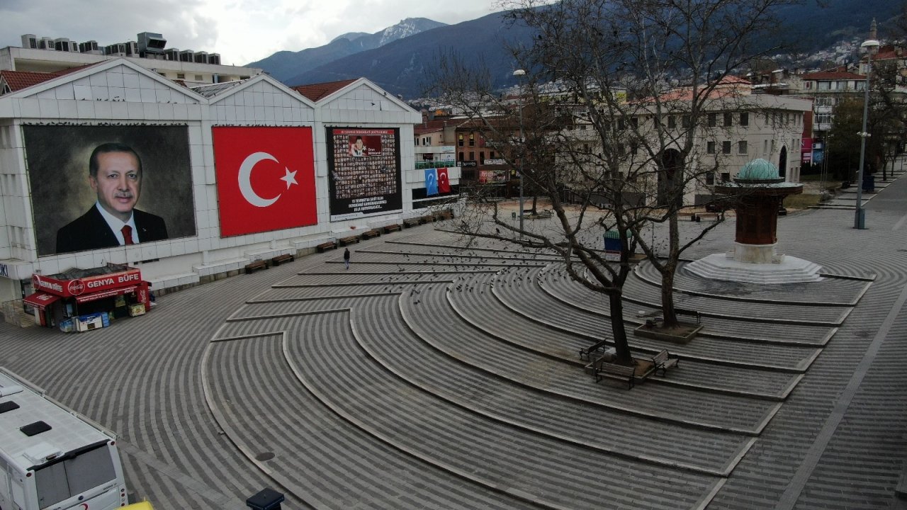 Bursa Sessizliğe Büründü