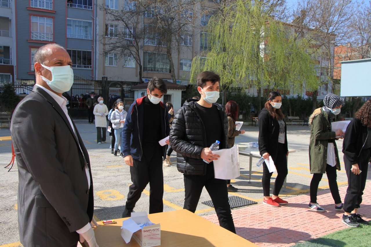 Öğrenciler, Milli Savunma Üniversitesi’ne Girmek İçin Ter Döktü