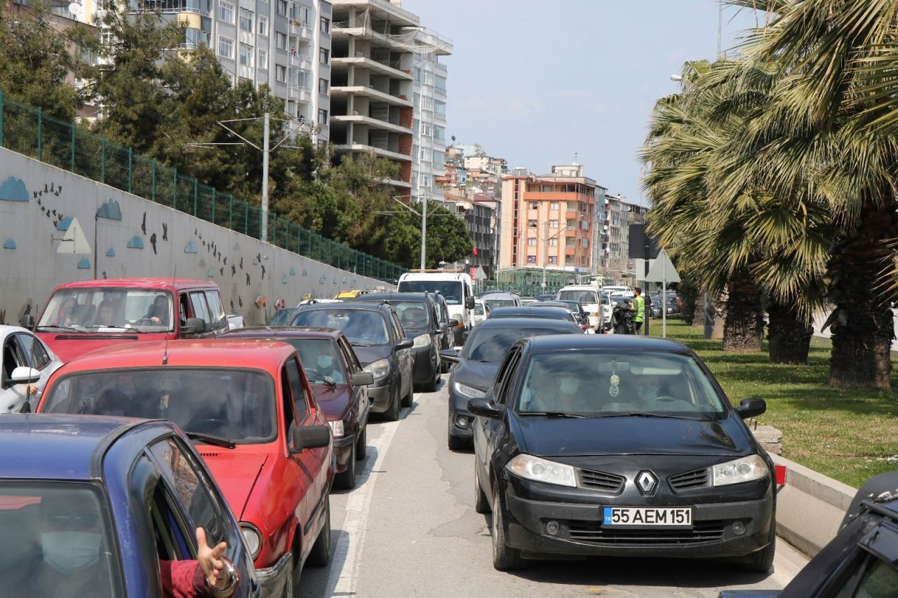 Samsun’da “kısıtlama Yok Mu” Dedirten Görüntüler