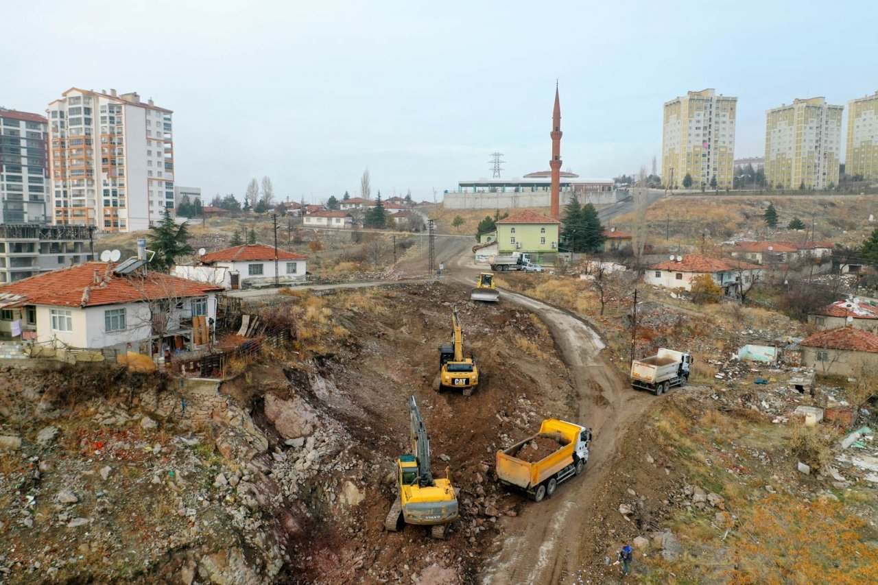 Altındağ’a 2 Yılda 38 Kilometre Yeni Yol