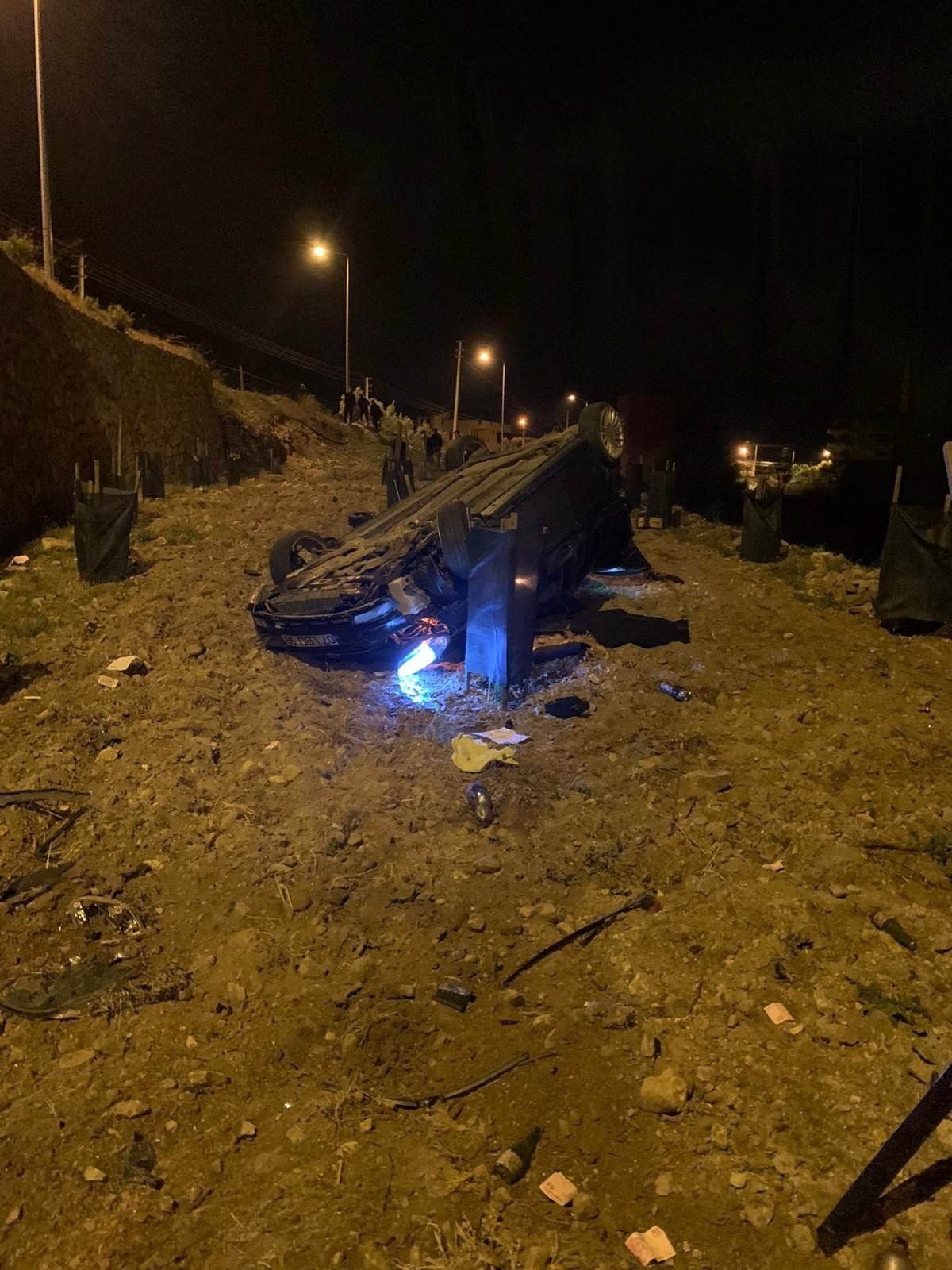 Alanya’da Otomobil Bahçeye Uçtu: 1 Yaralı