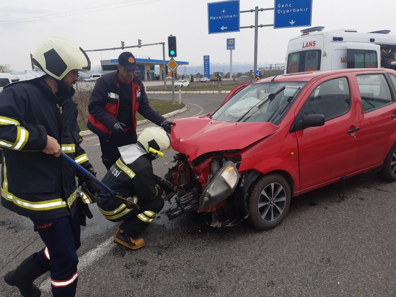 Bingöl’de Trafik Kazası: 5 Yaralı