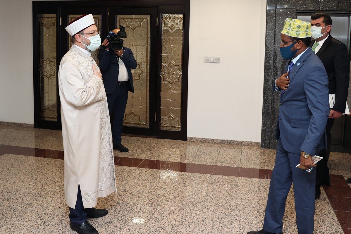 Diyanet İ̇şleri Başkanı Erbaş, Somali Din Ve Evkaf Bakanı Roble İle Bir Araya Geldi