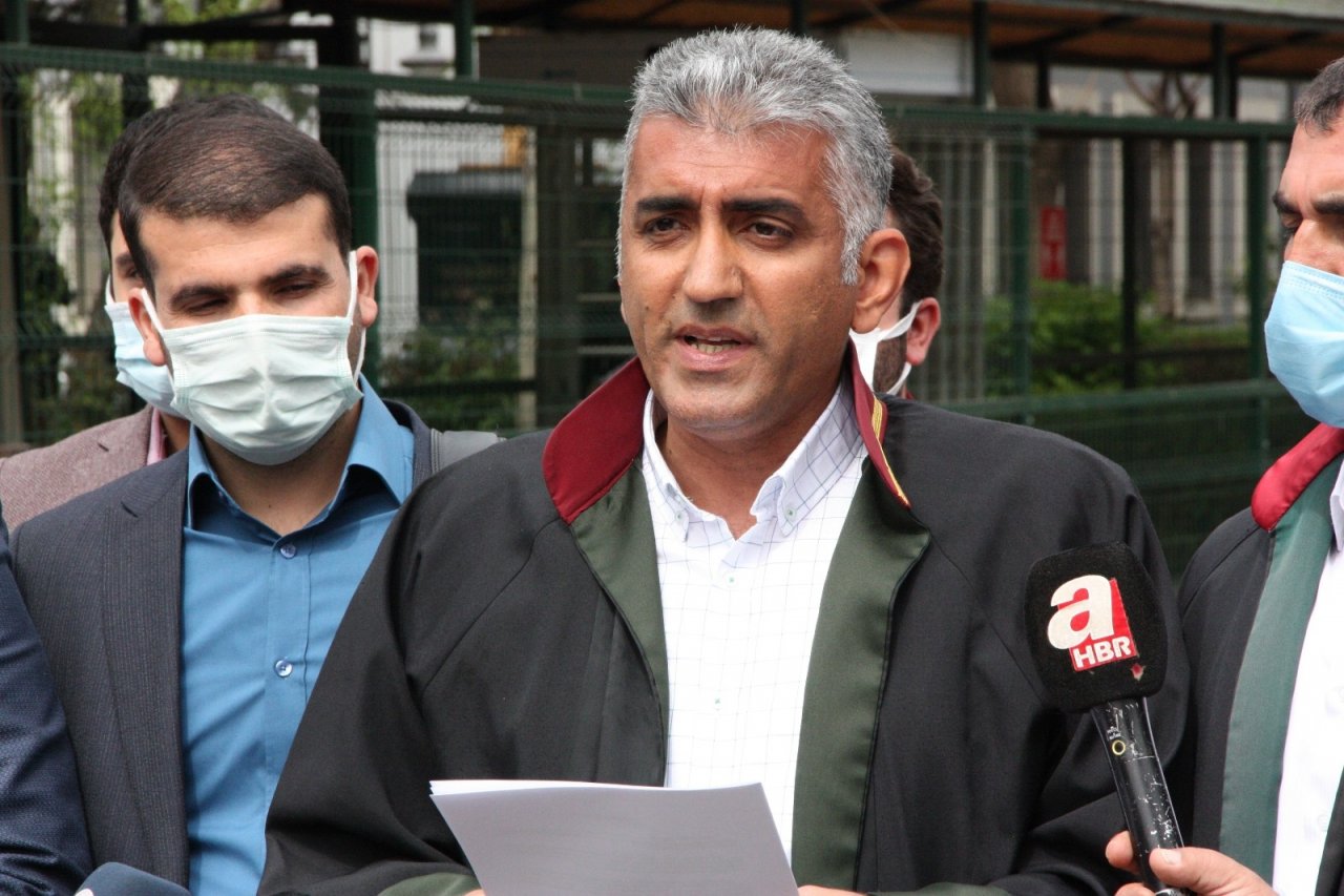 Diyarbakır’da Avukatlar Emekli Amiraller Hakkında Suç Duyurusunda Bulundu