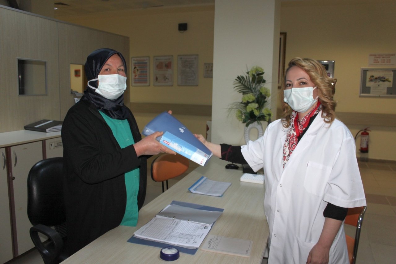 Hemşire Anne, Doktor Kızıyla Aynı Hastanede