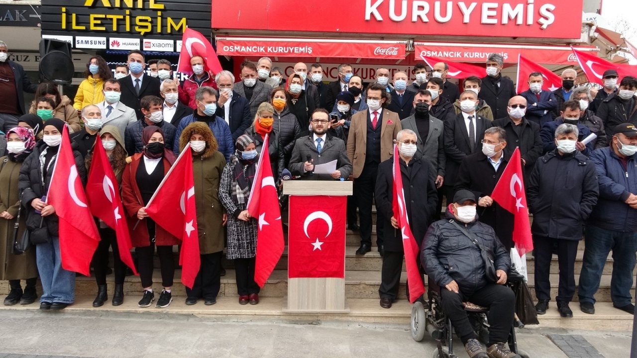 Isparta’da 20 Stk’dan 104 Emekli Amirale Ortak Tepki