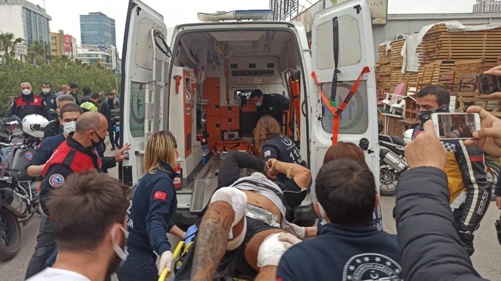 İ̇zmir’de Adliyeden Kaçmaya Çalışan Zanlı Olayıyla İlgili Flaş Gelişme