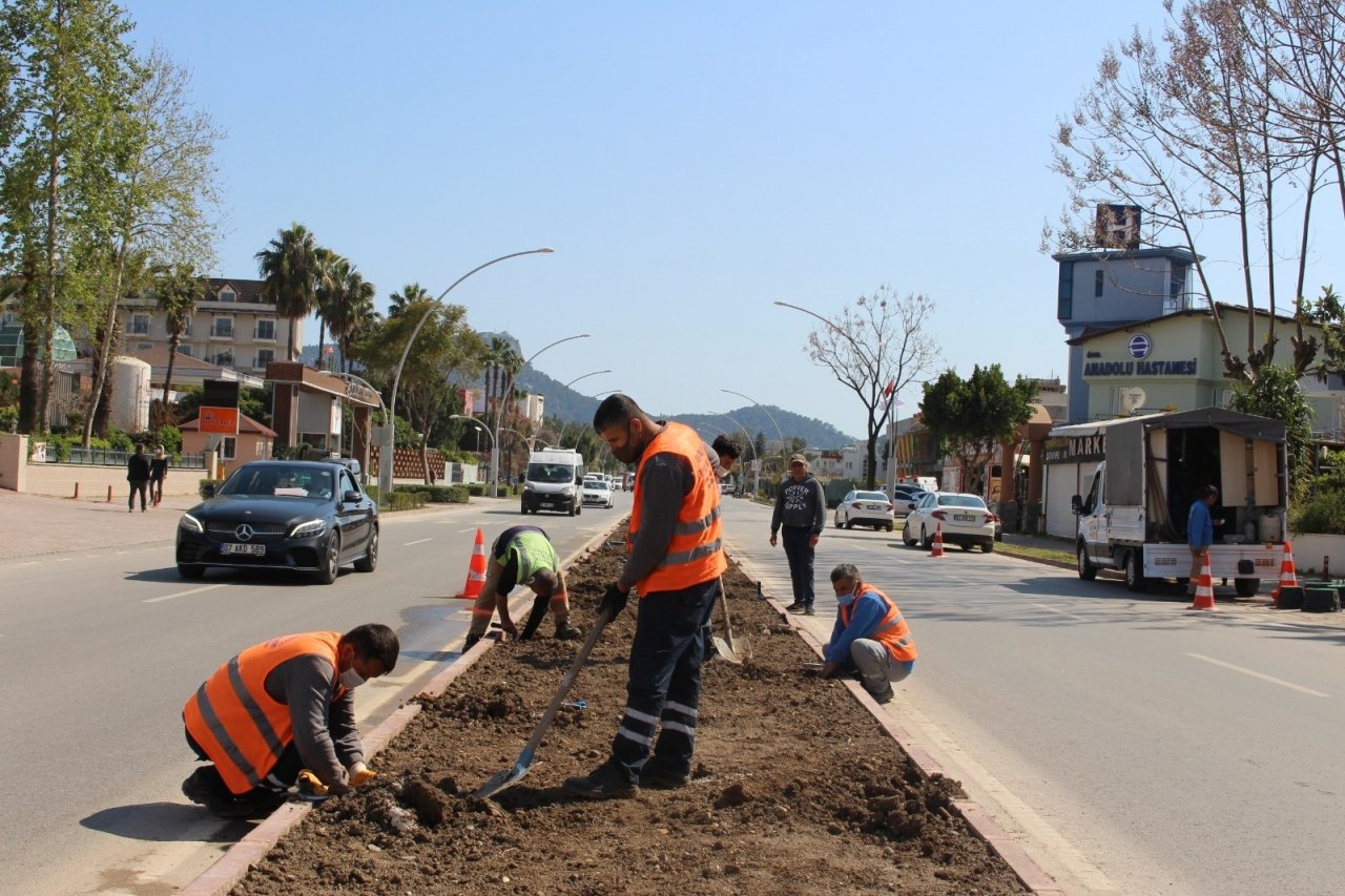 Kemer Sezona Hazırlanıyor
