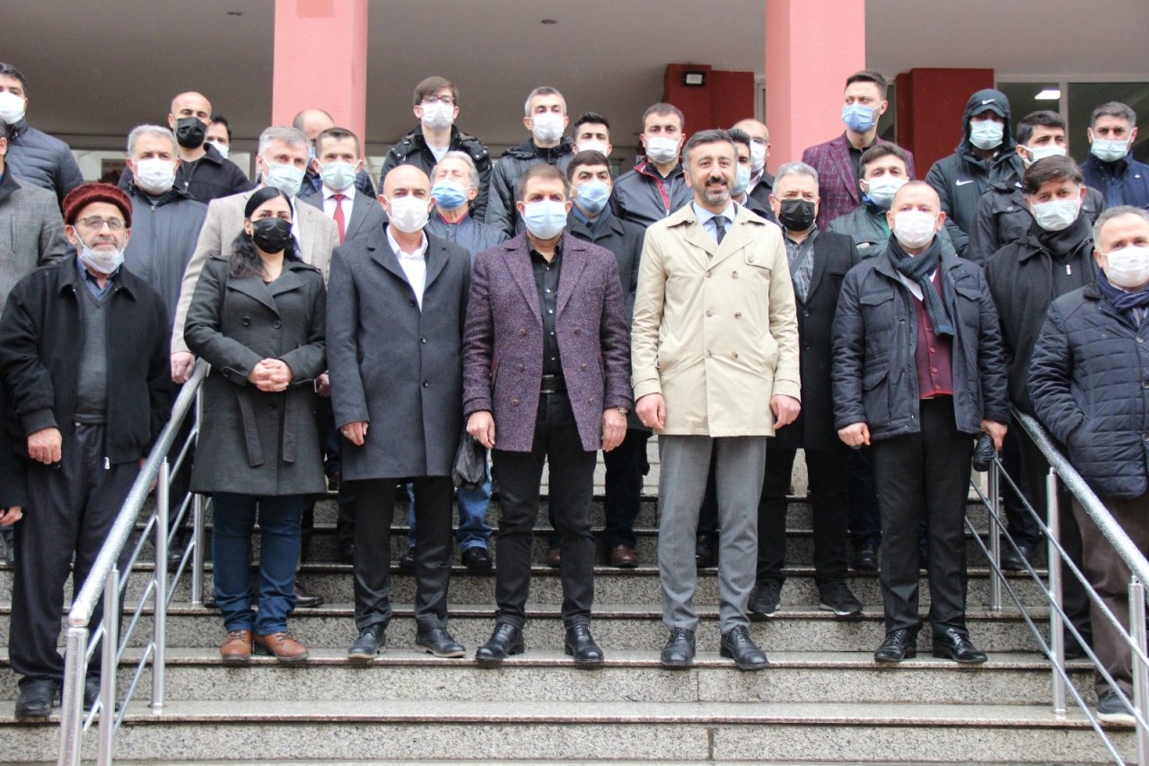 Kocaeli Adliyesinde Emekli Amiraller Hakkında Suç Duyurusu