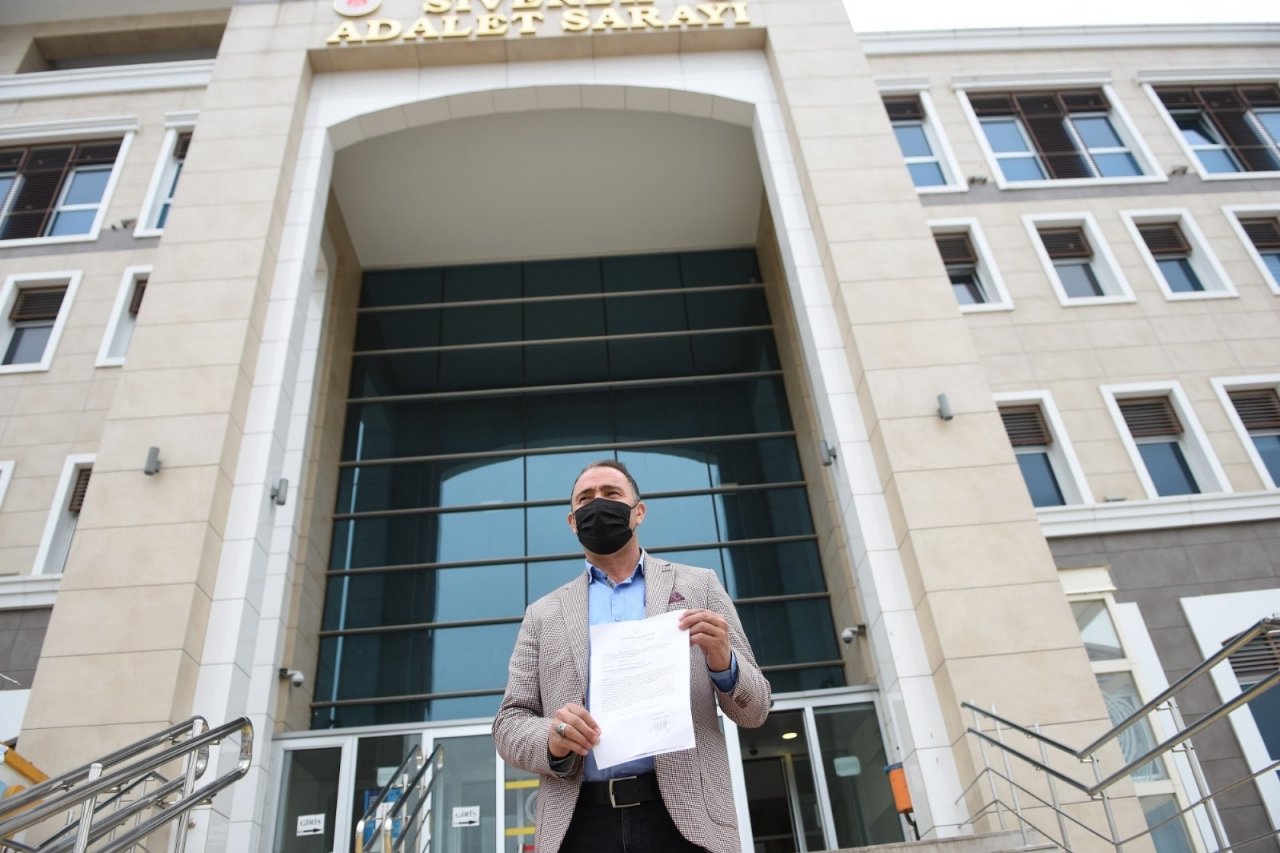 Mahalle Muhtarından, Bildiri Yayımlayan Emekli Amiraller Hakkında Suç Duyurusu