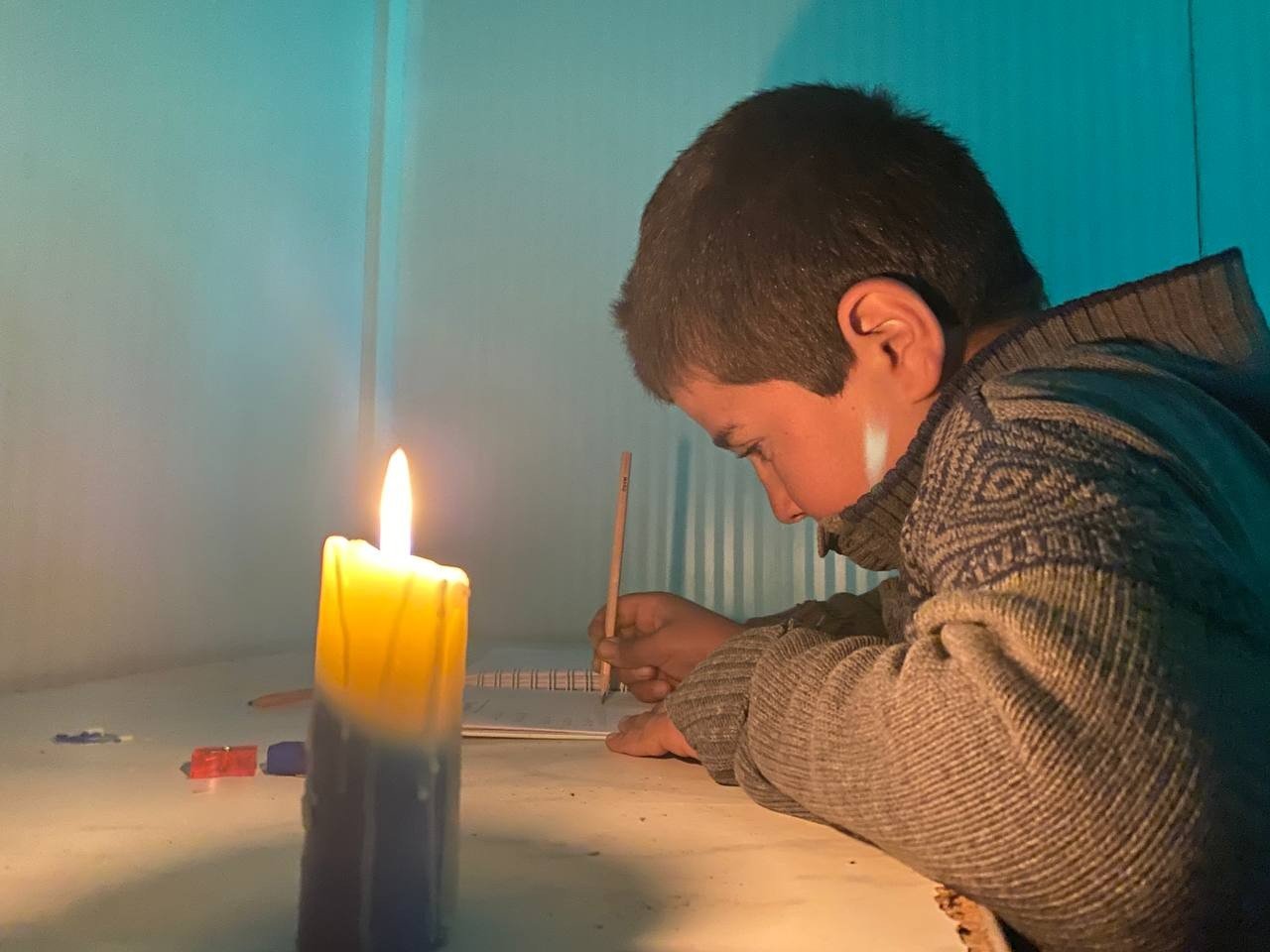 Bu Mezra 8 Yıldır Karanlık