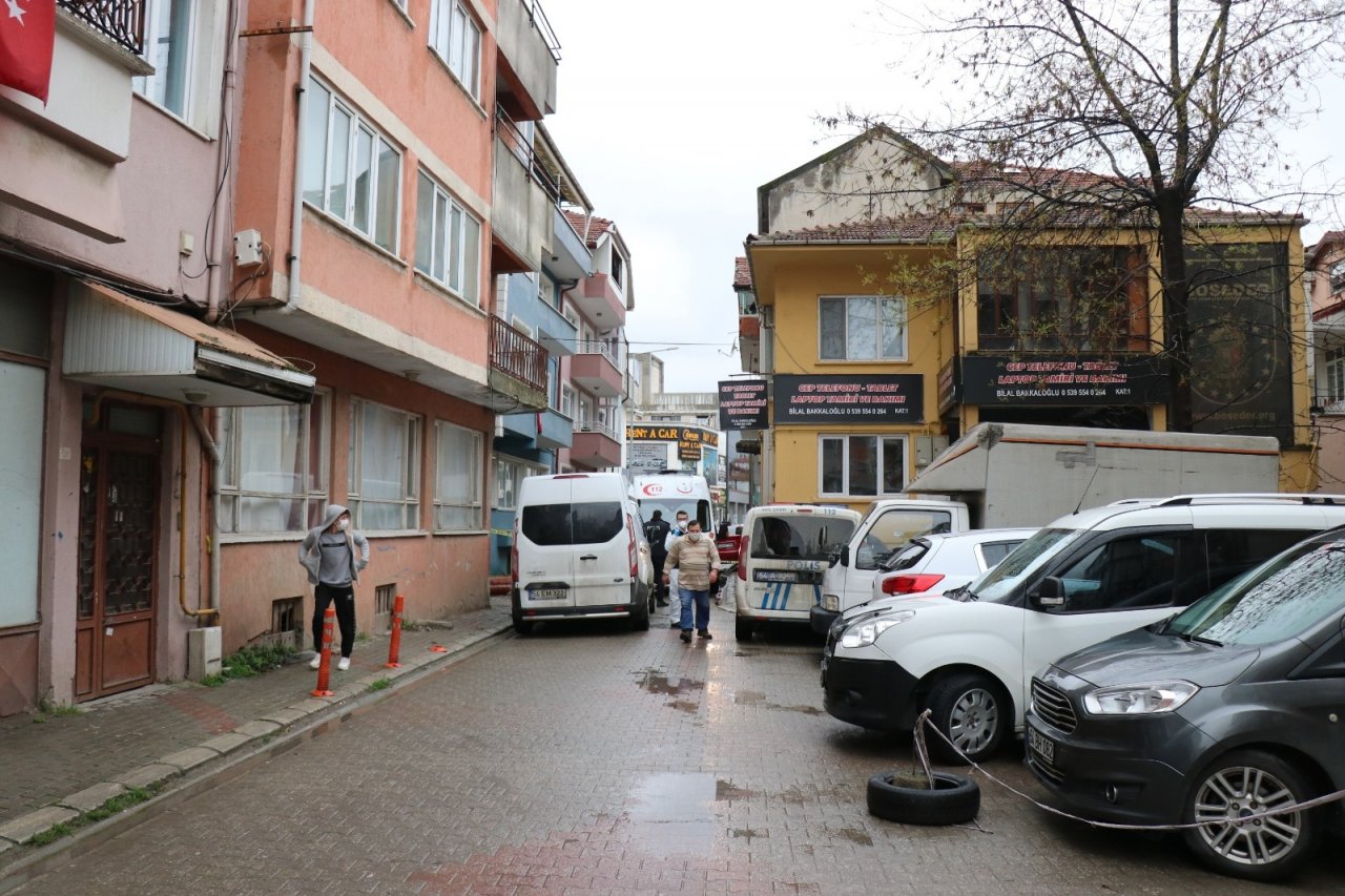 4 Gündür Haber Alınamayan Şahıs İş Yerinde Ölü Bulundu