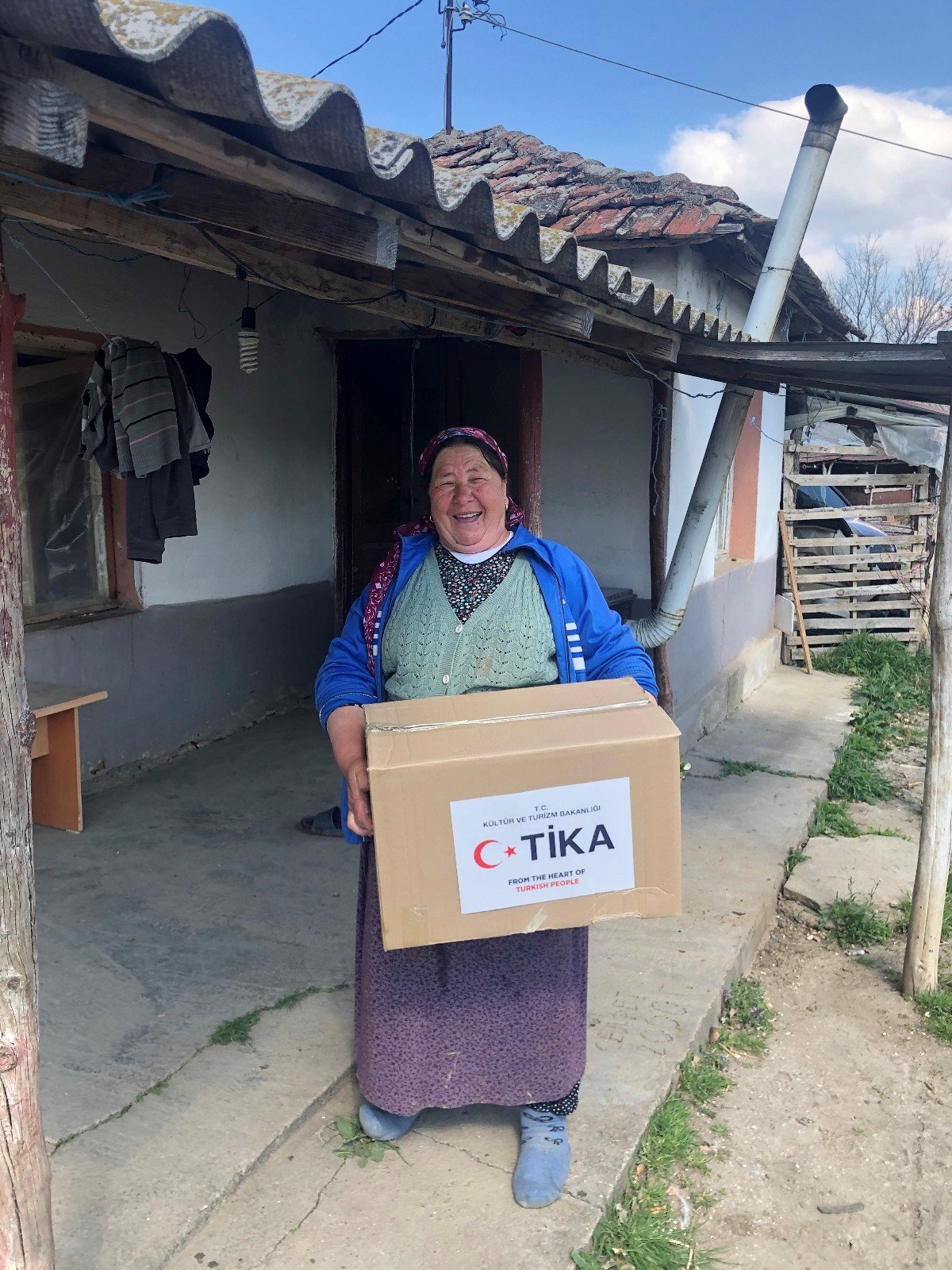 Ti̇ka’dan Doğu Makedonya’da Gıda Paketi Desteği